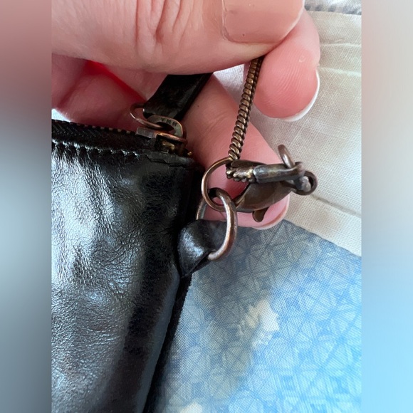 Silence & Noise Urban Outfitters Black Leather Suede Mini Crossbody Bag - Picture 4 of 14